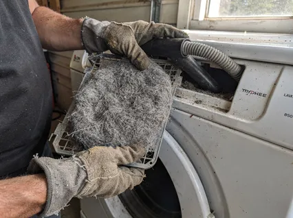 Cleaning Dryer Lint Trap service in Bellflower, CA